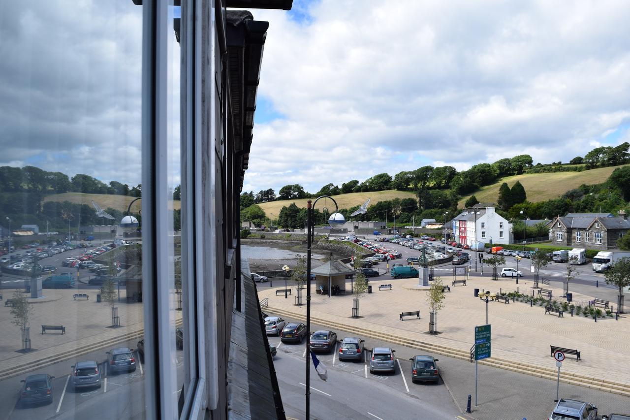 The Bantry Bay Exterior foto